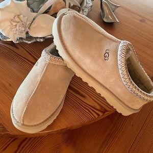 UGG slipper